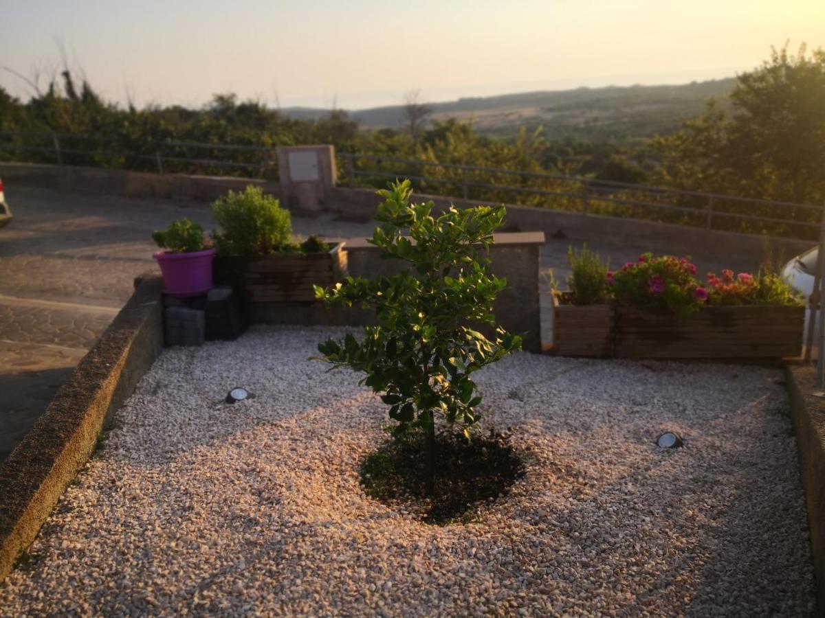 Appartamento Belvedere Sassos Tresnuraghes Exterior foto